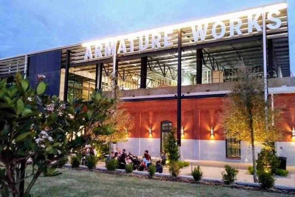 Chic Bungalow Apartment Steps From Armature Works & Downtown Riverwalk Tampa Ngoại thất bức ảnh