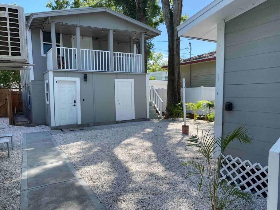 Chic Bungalow Apartment Steps From Armature Works & Downtown Riverwalk Tampa Ngoại thất bức ảnh